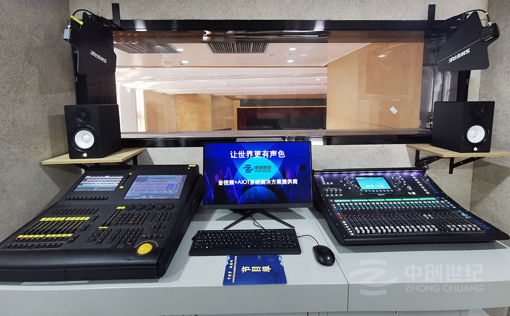 惠州龍門(mén)縣工人文化宮-二樓控制臺(tái) 惠州龍門(mén)縣工人文化宮-二樓控制臺(tái)