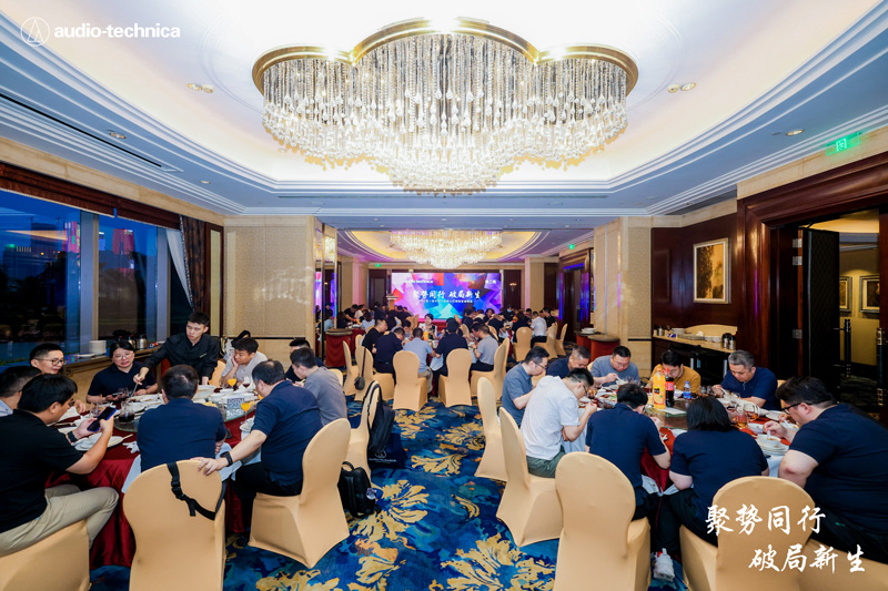 LZM_6613-opq3682022622.jpg LZM_6613-opq3682022622.jpg